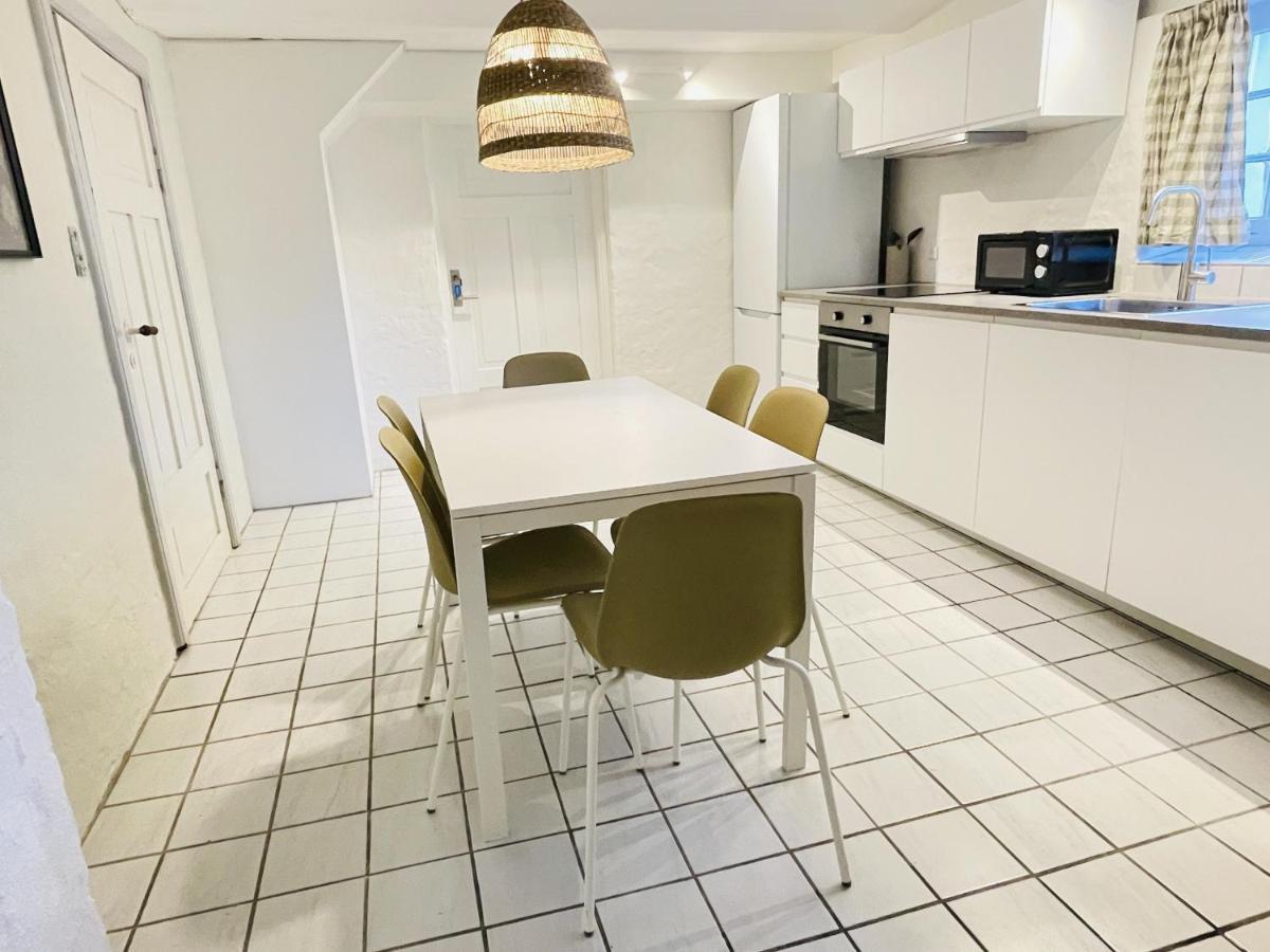 Aday - Aalborg Mansion - Charming 3 Bedroom Apartment Exteriör bild